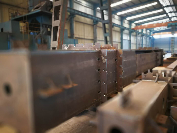 圓柱、箱型柱、十字形柱