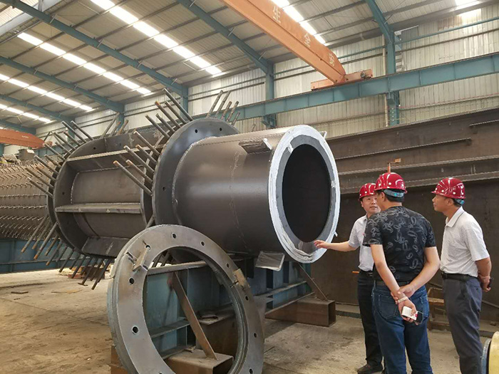 圓柱、箱型柱、十字形柱