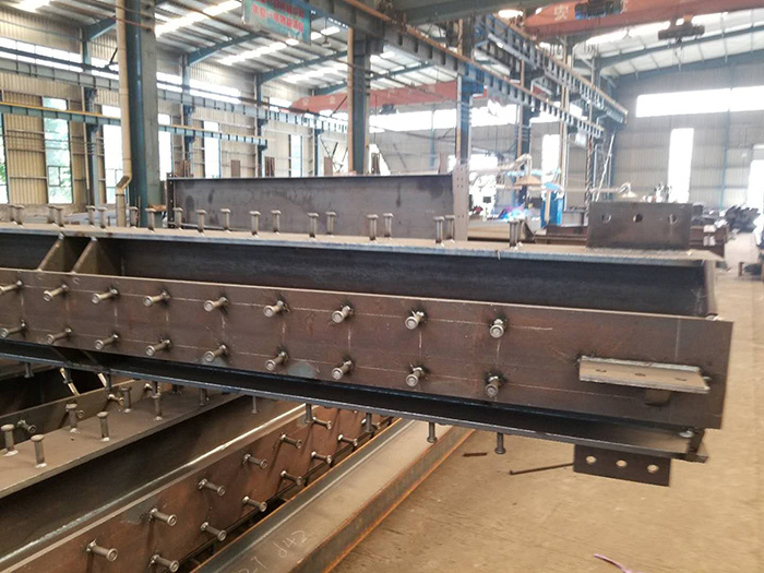 圓柱、箱型柱、十字形柱